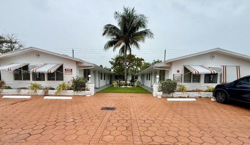 3-823 Ne 10th St, Hallandale Beach, FL, 33009 | Card Image