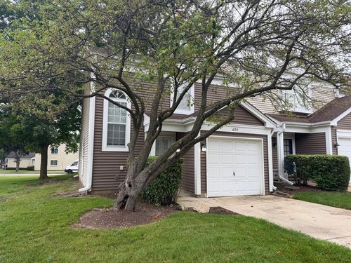 699 Canterbury Dr, Hanover Park, IL, 60133-2771 | Card Image