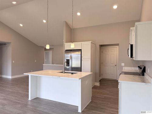 2613 Piney Creek Dr, Elkhorn, NE, 68022-4549 | Card Image