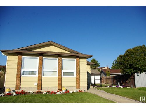168 Warwick Rd Nw, Edmonton, AB, T5X4P8 | Card Image