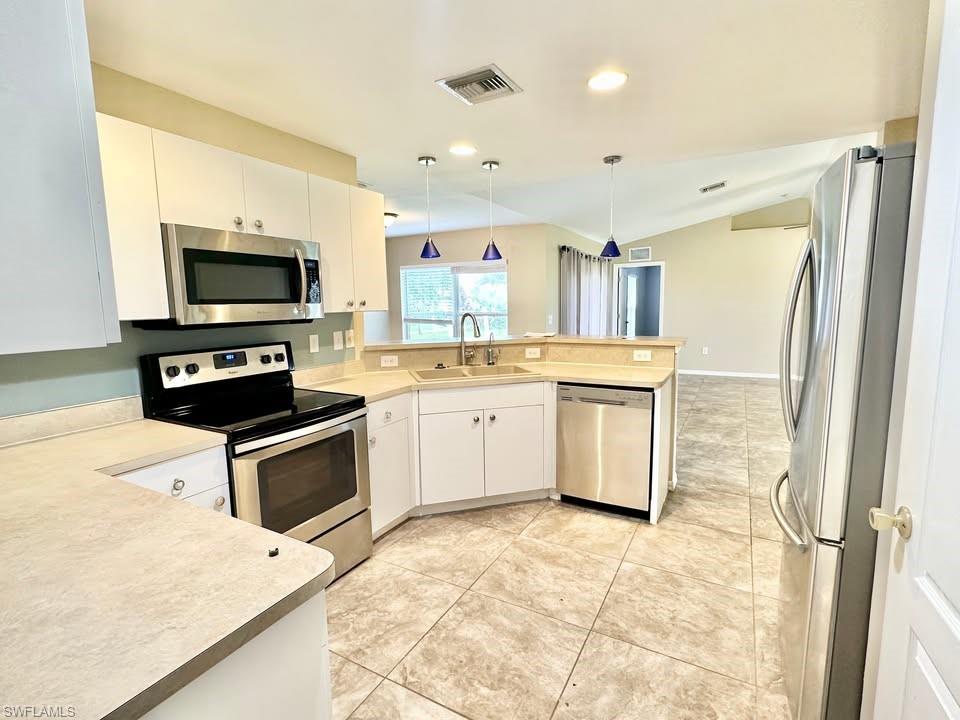 Residential Lease in CAPE CORAL 5