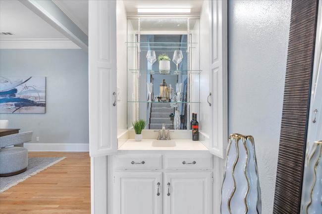 located off dining room | Image 6