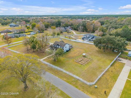 330 Country Circle Dr E, Port Orange, FL, 32128-6611 | Card Image