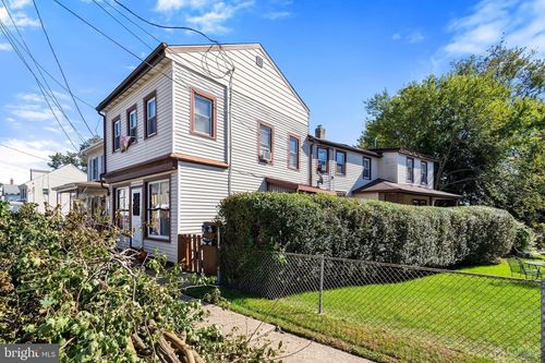 632 Bordentown Rd, Burlington City, NJ, 08016-1924 | Card Image