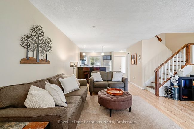 440 Oxbow Cres, Condo with 3 bedrooms, 2 bathrooms and 1 parking in Collingwood ON | Image 13