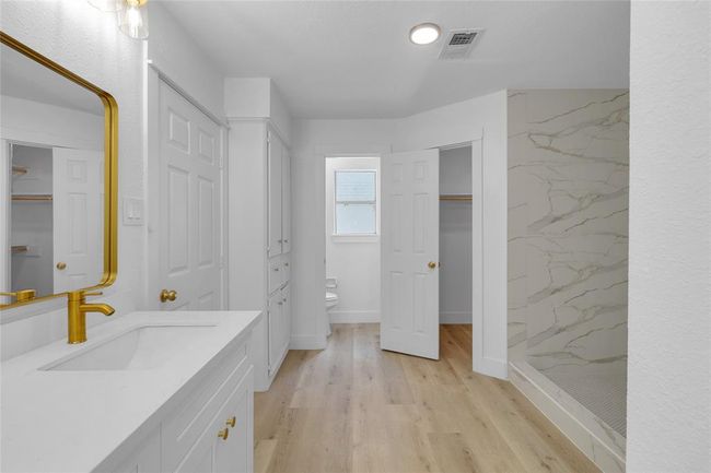 11531 Colonial Trail Dr, House other with 4 bedrooms, 3 bathrooms and 2 parking in Houston TX | Image 5