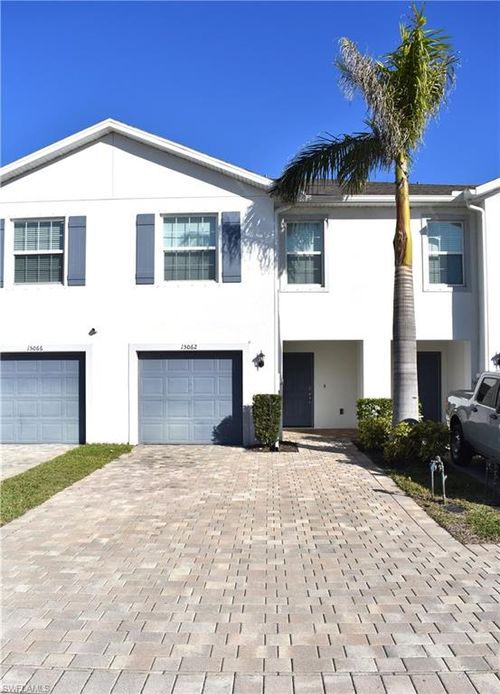15062 Wildflower Cir, NAPLES, FL, 34119-4857 | Card Image