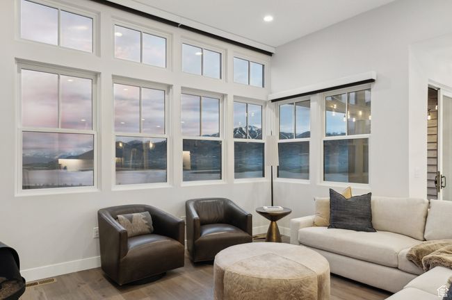 442 E Overlook Loop, Townhouse with 4 bedrooms, 5 bathrooms and 2 parking in Hideout UT | Image 39