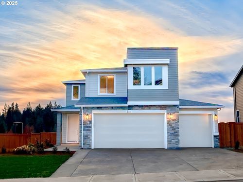 2111 Ne Ridge Run Ln, Estacada, OR, 97023-7782 | Card Image