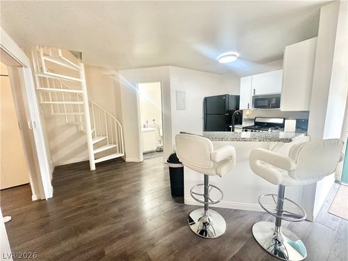 205-510 Elm Dr, Las Vegas, NV, 89169-3665 | Card Image