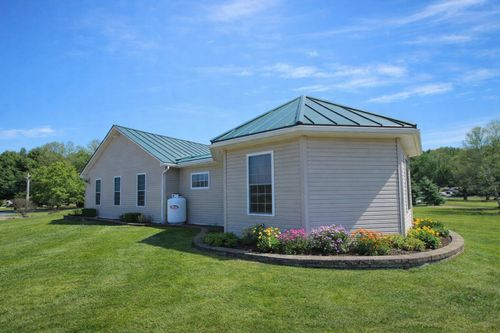 3 Hutchins Cir, Barre, VT, 05641-8119 | Card Image