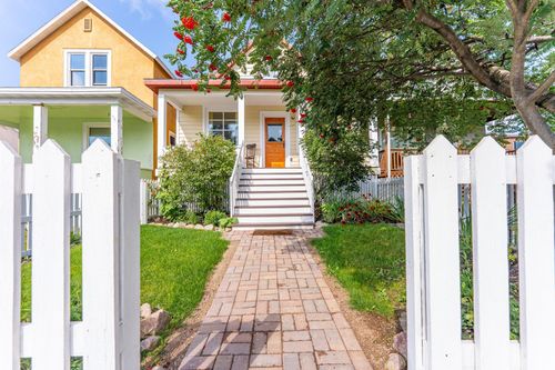 27 E Harvey St, Ely, MN, 55731-1239 | Card Image