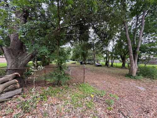 318 2nd Avenue N, Texas City, TX, 77590 | Card Image