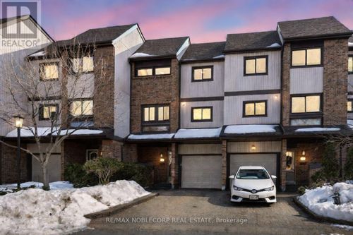 52-1080 Walden Cir, Mississauga, ON, L5J4J9 | Card Image