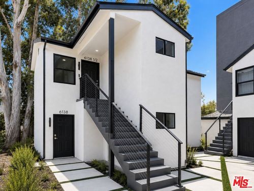 12-6138 Carlos Avenue, Los Angeles, CA, 90028 | Card Image