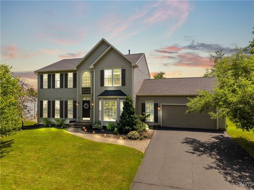 8612 Lydia Ln, Cicero, NY, 13039-7841 | Card Image