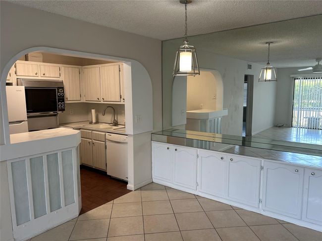 APT-814 - 180 Cypress Club Dr, Condo with 1 bedrooms, 2 bathrooms and null parking in Pompano Beach FL | Image 7