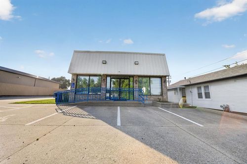 1651 S Green St, Henderson, KY, 42420 | Card Image