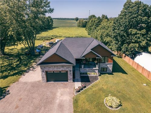 1020 Victoria St, Ayton, ON, N0G1C0 | Card Image