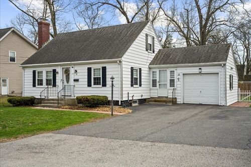 19 Oakwood Ave, Auburn, MA, 01501-1731 | Card Image