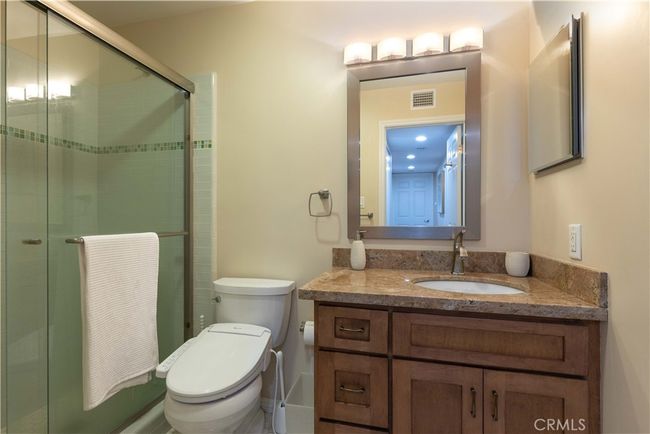 2B - 2270 Stanley Ave, Condo with 2 bedrooms, 2 bathrooms and 2 parking in Signal Hill CA | Image 24
