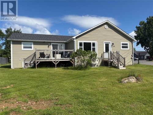 40 Riverside Dr, Bishops Falls, NL, A0H | Card Image