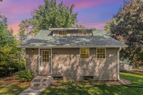 5432 Williams Ave, Dellwood, MN, 55110-2389 | Card Image