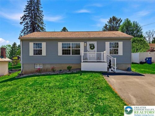 1394 Clearfield Ave, BETHLEHEM, PA, 18015-4604 | Card Image