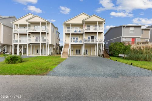 114 Sea Oaks Ct, N Topsail Beach, NC, 28460-8260 | Card Image