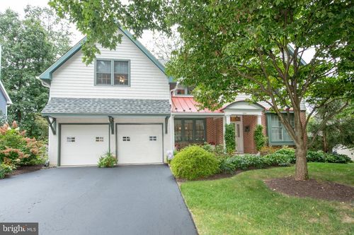 104 Mountain Laurel Ln, MALVERN, PA, 19355-2555 | Card Image