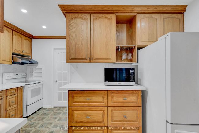 7 Anderson Dr, House other with 5 bedrooms, 2 bathrooms and 3 parking in Cambridge ON | Image 15