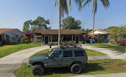 540 Ne 58th St, Oakland Park, FL, 33334-1835 | Card Image