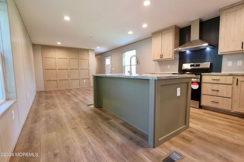 641 Newport Dr, MULLICA HILL, NJ, 08062-3858 | Card Image