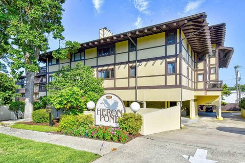 apt-8-6813 Porcher Dr, Myrtle Beach, SC, 29572-3330 | Card Image
