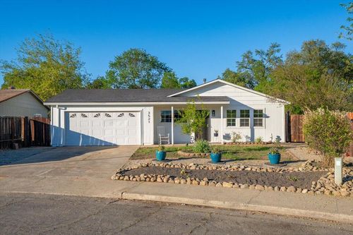 3521 Timber Ln, Anderson, CA, 96007-3744 | Card Image