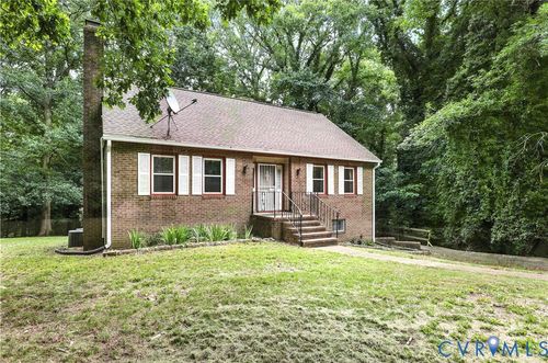 14801 Green Forest Dr, South Chesterfield, VA, 23834-5817 | Card Image