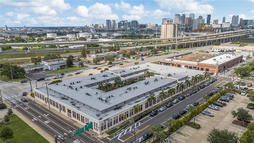 27-2001 E 2nd Ave, TAMPA, FL, 33605-5210 | Card Image