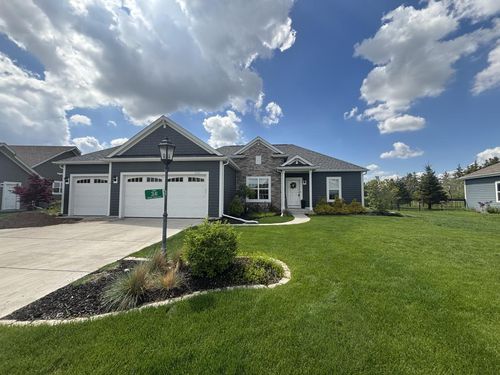 3141 Mineral Springs Boulevard, Summit, WI, 53066 | Card Image