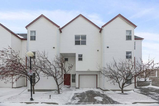 30 - 200 Hidden Hills Terrace Nw, Home with 2 bedrooms, 1 bathrooms and 2 parking in Calgary AB | Image 29