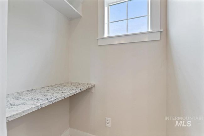 10061 W Mcmillan Rd, House other with 4 bedrooms, 4 bathrooms and 2 parking in Boise ID | Image 24