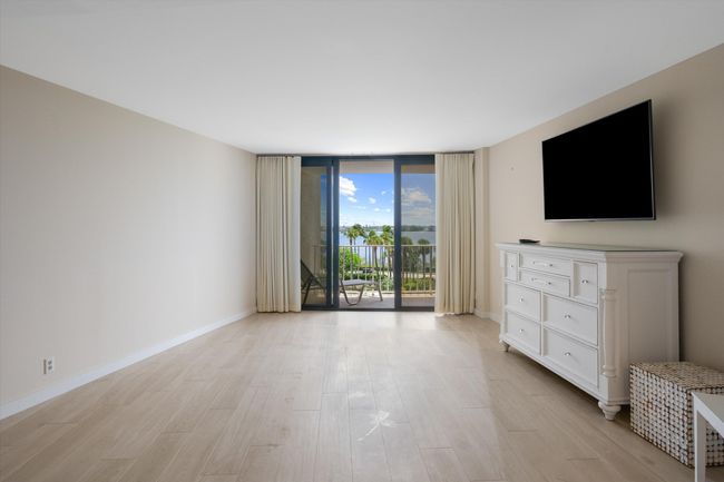 APT-4AI - 3400 S Ocean Blvd, Condo with 2 bedrooms, 2 bathrooms and null parking in Palm Beach FL | Image 8