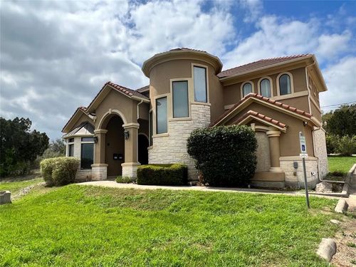 18580 F M Road 1431, Jonestown, TX, 78645 | Card Image