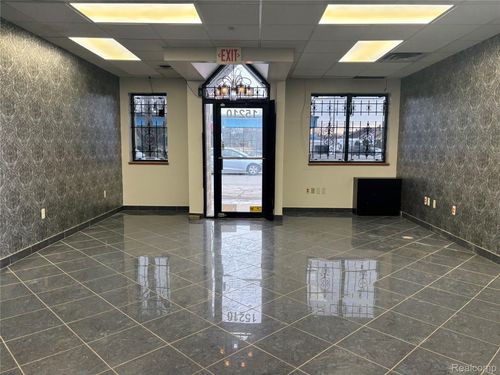 15210 W Warren Ave, Dearborn, MI, 48126-1356 | Card Image