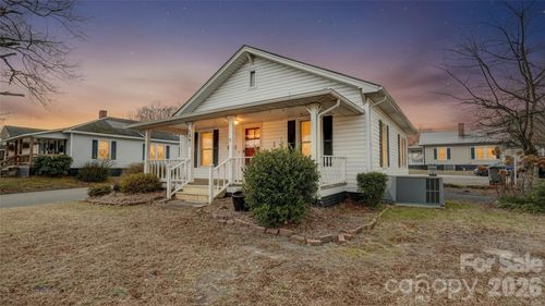 1001 N Cannon Blvd, Kannapolis, NC, 28083-2971 | Card Image