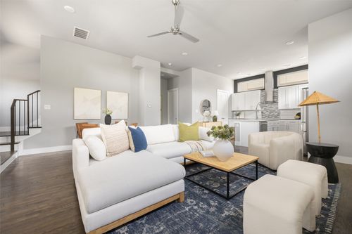 201-4226 Roseland Ave, Dallas, TX, 75204-4448 | Card Image