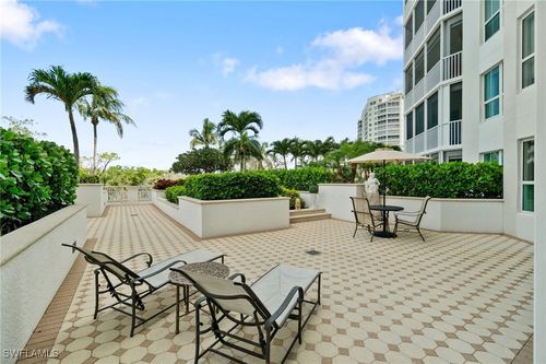 t2-325 Dunes Blvd, NAPLES, FL, 34110-6445 | Card Image