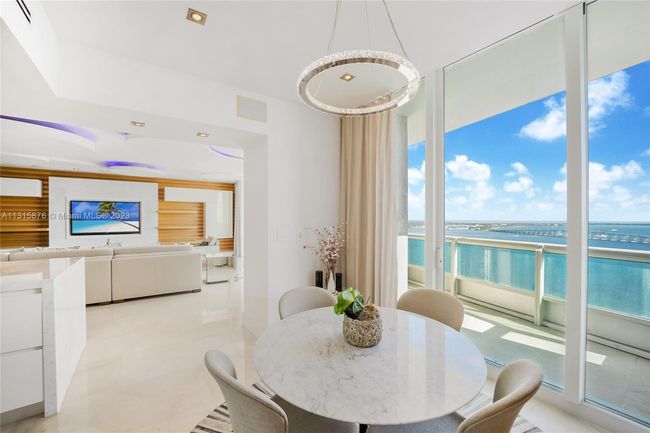 APT-2605 - 1643 Brickell Ave, Condo with 2 bedrooms, 3 bathrooms and null parking in Miami FL | Image 5