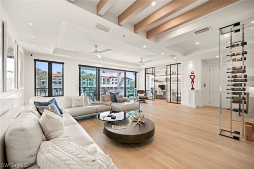 c210-1530 5th Avenue S, NAPLES, FL, 34102 | Card Image