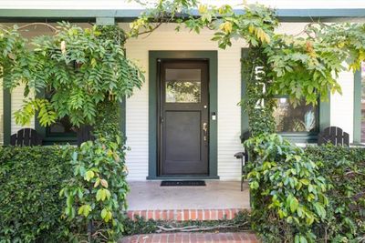 8th Avenue, House other with 2 bedrooms, 2 bathrooms and 5 parking in Menlo Park CA | Image 3