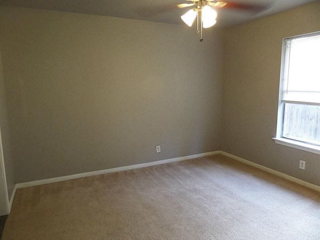 CD - 8915 Emnora Ln, Home with 3 bedrooms, 2 bathrooms and null parking in Houston TX | Image 10